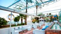 Beach Lounge